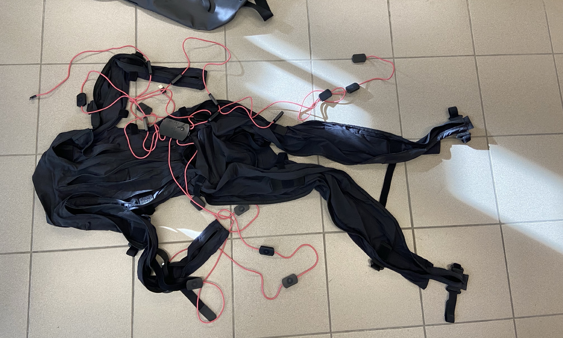 Mocap Suit with loose wires